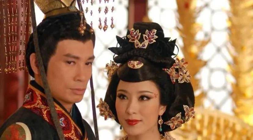 郭子仪孙女,嫁入皇室,因背景雄厚,一生都与后位无缘_皇帝_儿子_唐穆宗