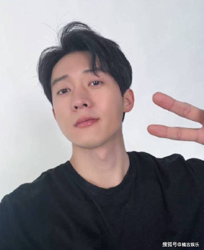 侯雯元上岛后眼睛里都没光了,这让很多粉丝都感到非常担心_生活_网友