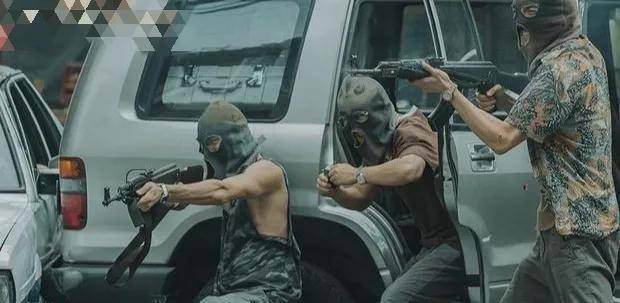 杨瑞和的原则是不放过任何一个赌场,就连自己老东家天道盟的赌场也不