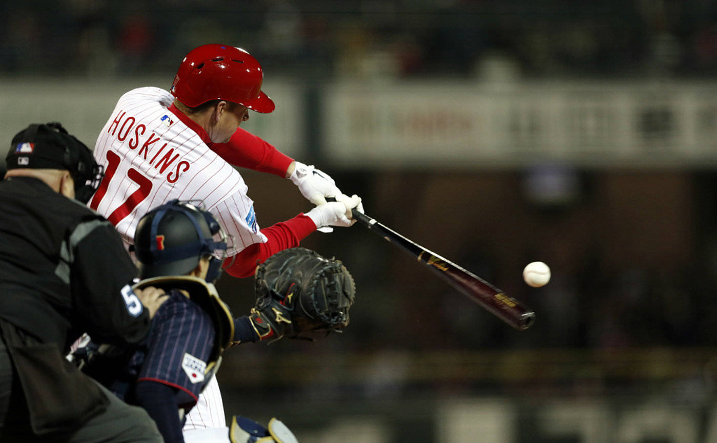 为什么棒球投手的肩膀不能碰?