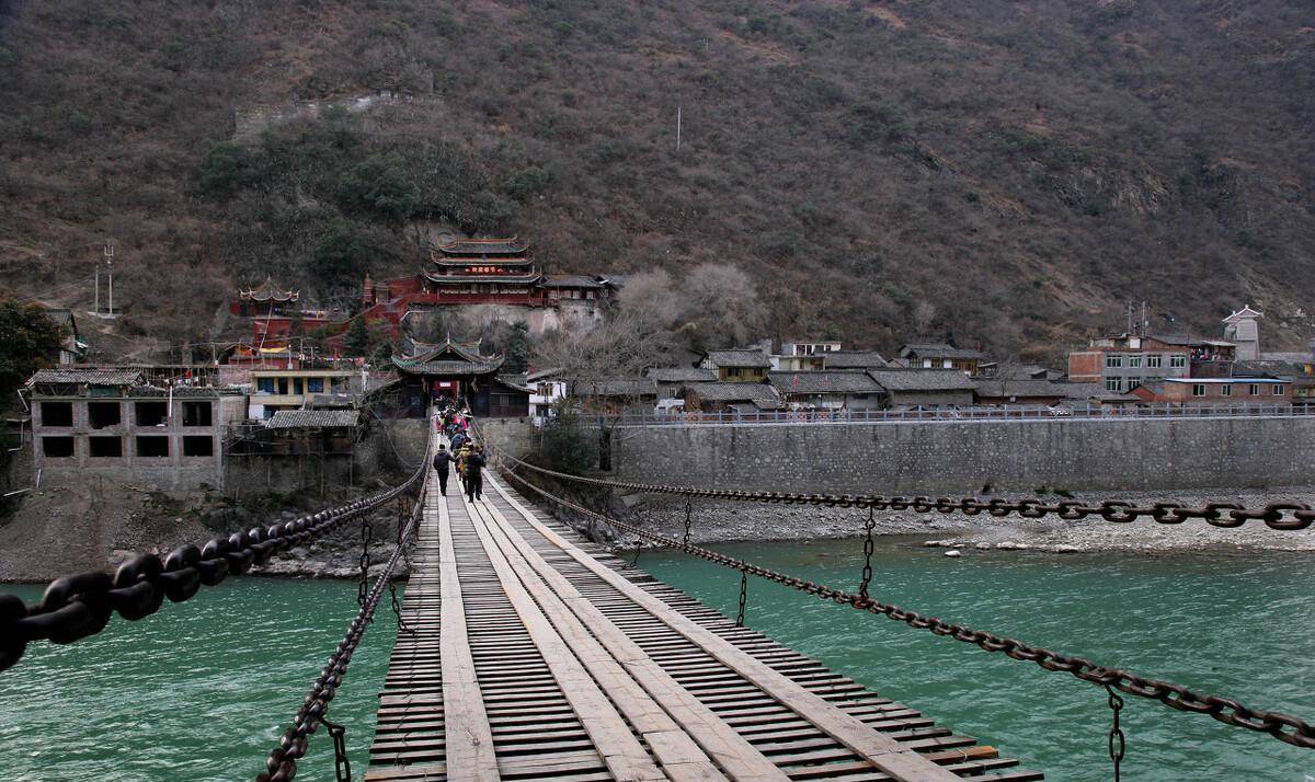 泸定县_大渡河_铁链