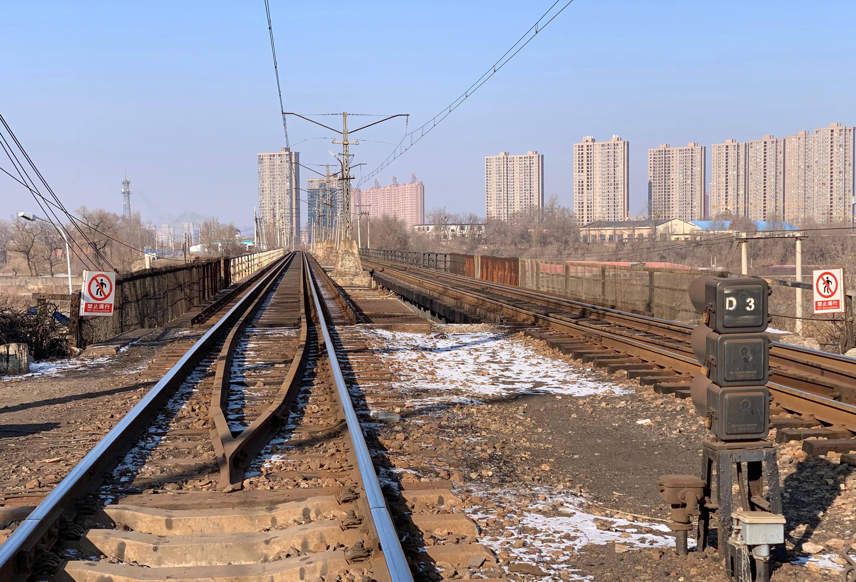 老抚顺之东洲河铁路桥_钢梁_龙山_沈阳