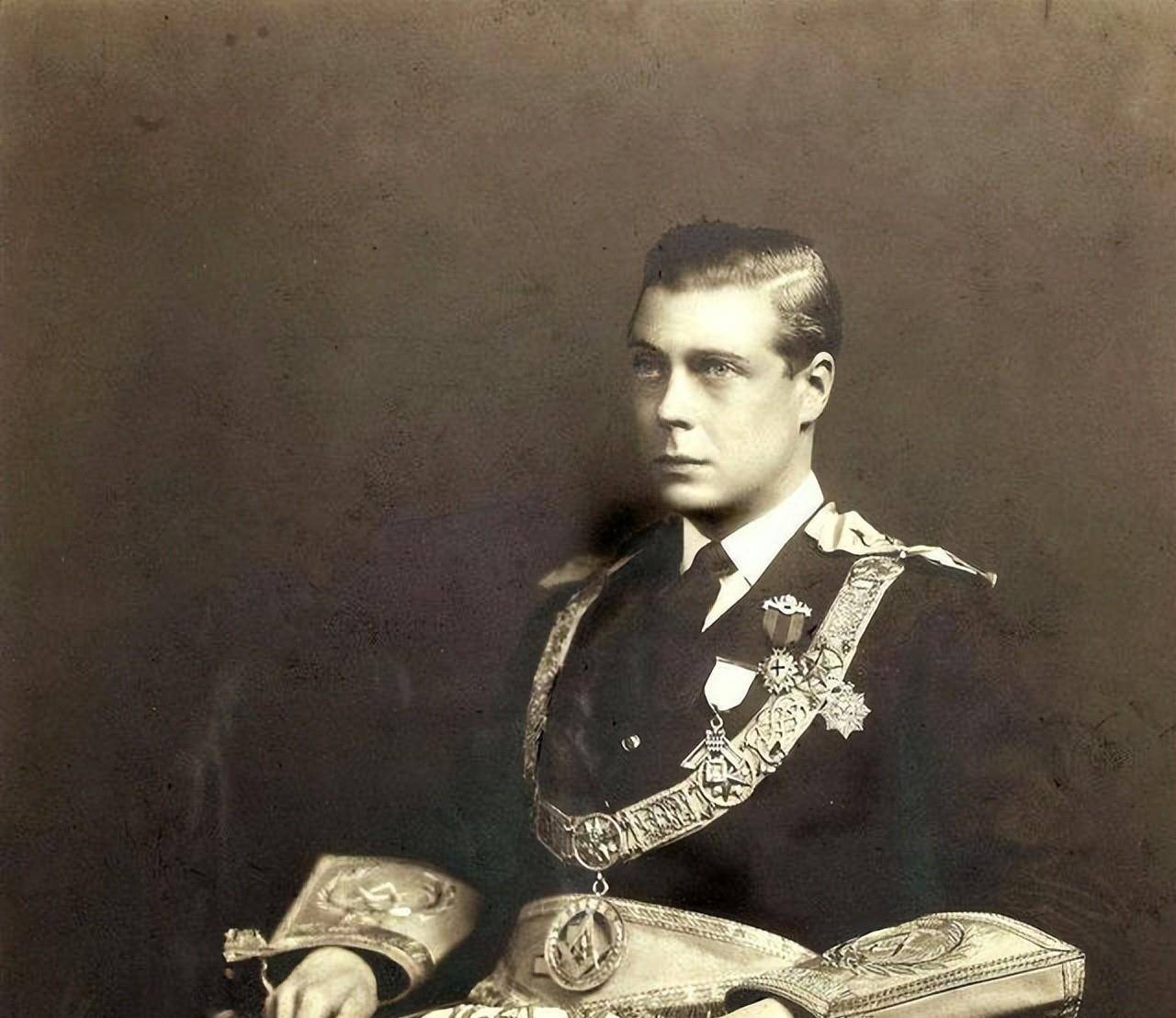 探究爱德华八世的退位真相_教育_一世_英国王室