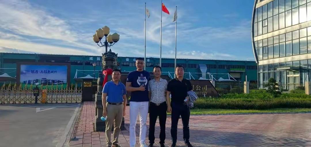 7月22日上午拍摄于珠海格力电器总部,左起分别为:谭爱军,段广胜,张伟