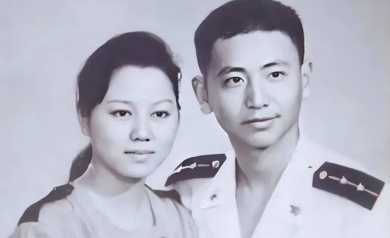 妻子被特招入伍,儿子成海军军官_阮国琴_丈夫_海军部队