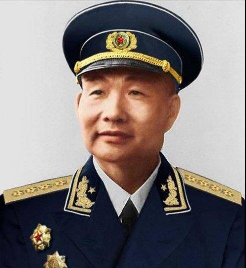 新中国第一任海军司令是萧劲光,空军司令是刘亚楼,陆军司令是谁_人民