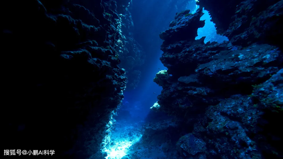 最深的海底峡谷图片