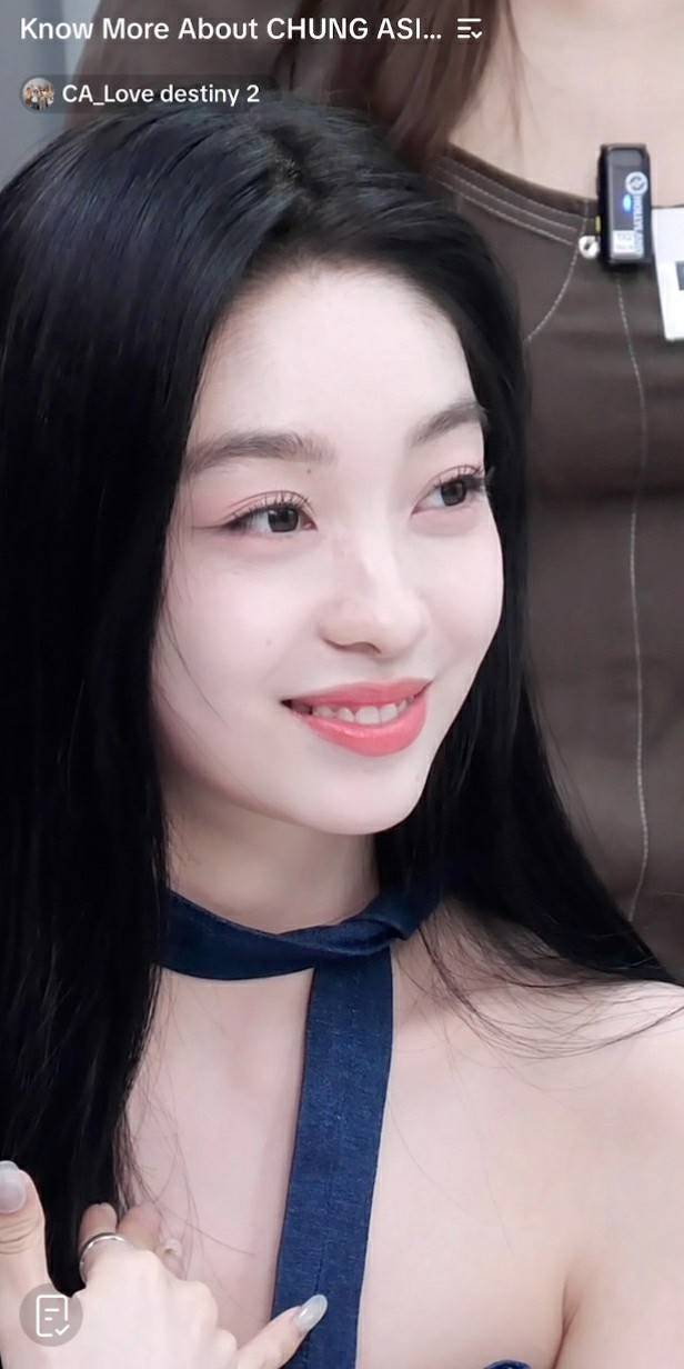 创造营田轩宁好会穿搭,蓝色妖姬爱了爱了!