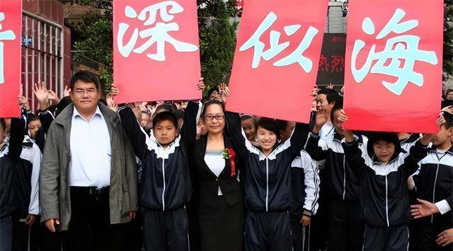 唐山地震遺孤:撿破爛起家,逆襲成天津首富,汶川地震1.