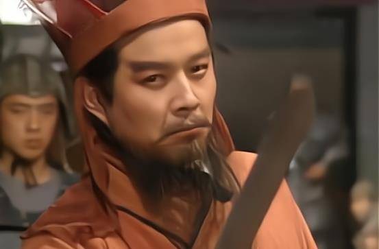 袁绍:三次手握天牌,最终输光全部身家,灭亡的根源是?