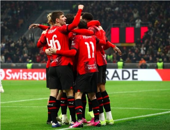 8868助力ac米兰足球体育俱乐部欧联杯淘汰赛主场3-0