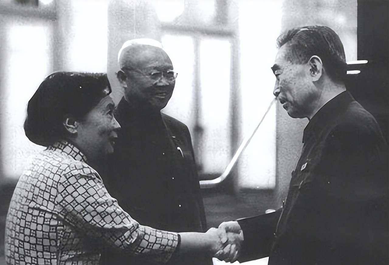 核弹女王吴健雄,为美国造原子弹,墓碑却刻着:一个永远的中国人