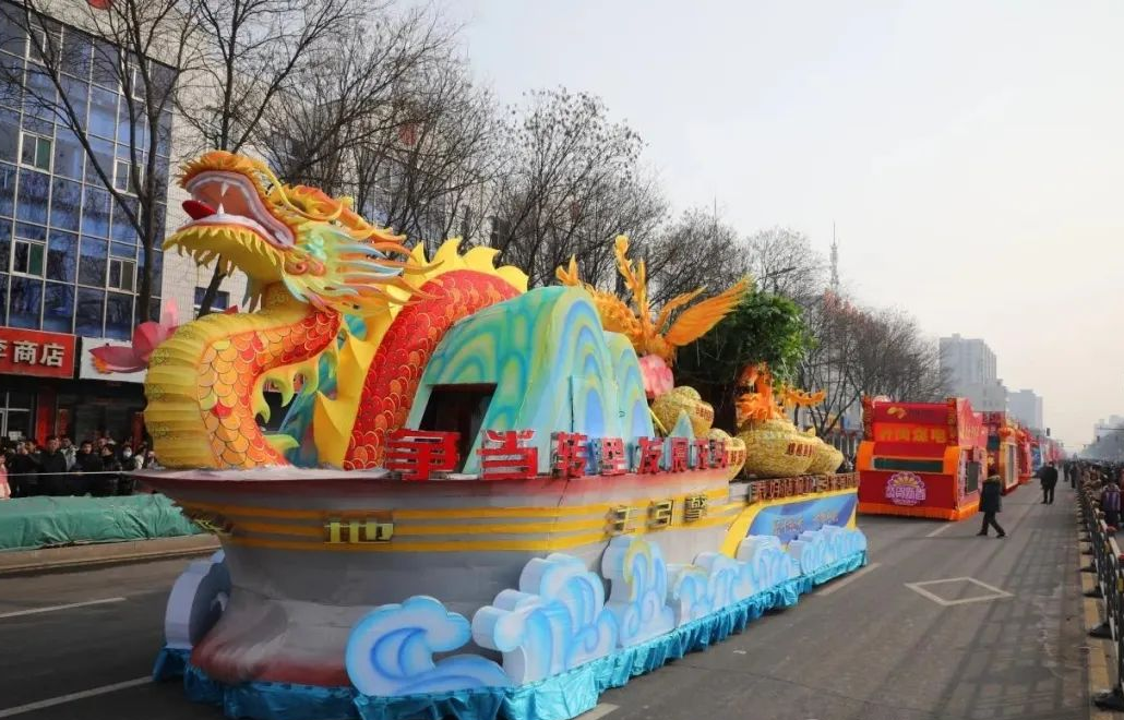 走街红火接地气 文旅融合图振兴——原平市元宵节街头文艺活动异彩