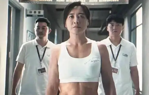 隐婚六年老公原来是熟悉的他,老公就藏在她的身边?_孙集_婚姻_喜剧