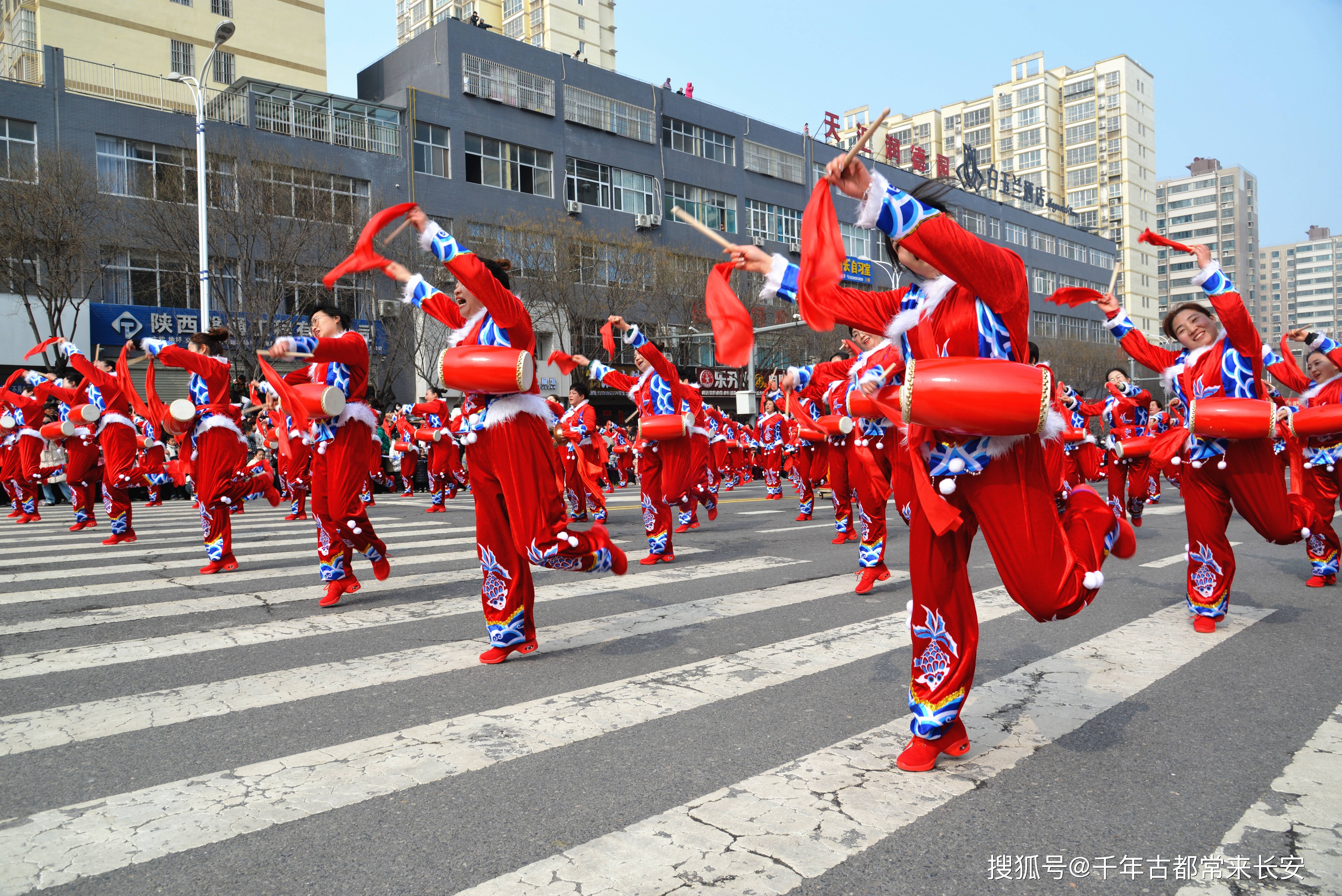 西安摄影师用镜头记录富平社火表演——风调雨顺,五谷丰登,国泰民安都