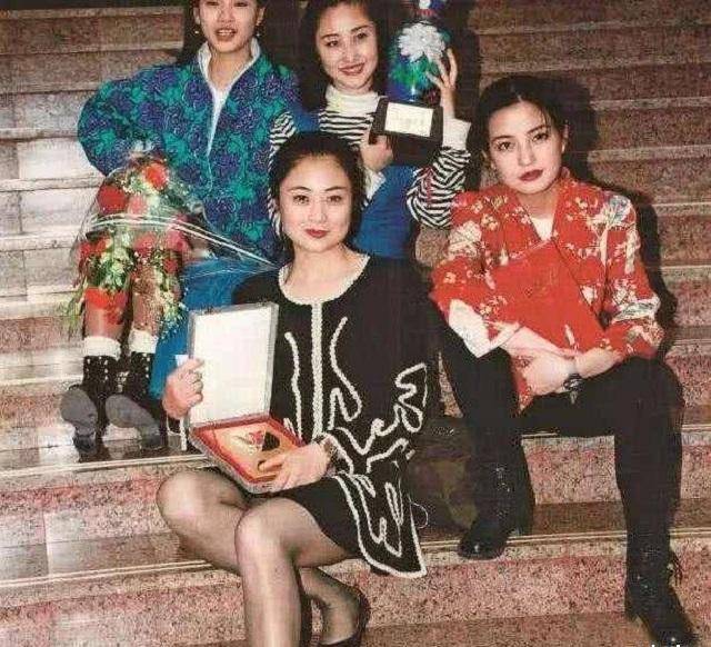 "福娃之父"韩美林:65岁风光四婚,82岁老来得子_先生_经历_妻子