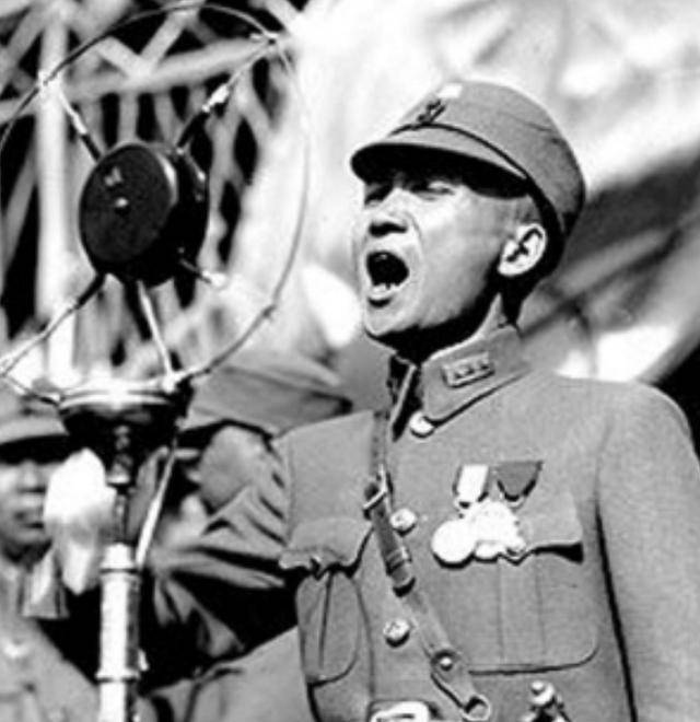 1938年因译电员一字之差:30000人葬身火海,3位高级军官被处死刑_长沙