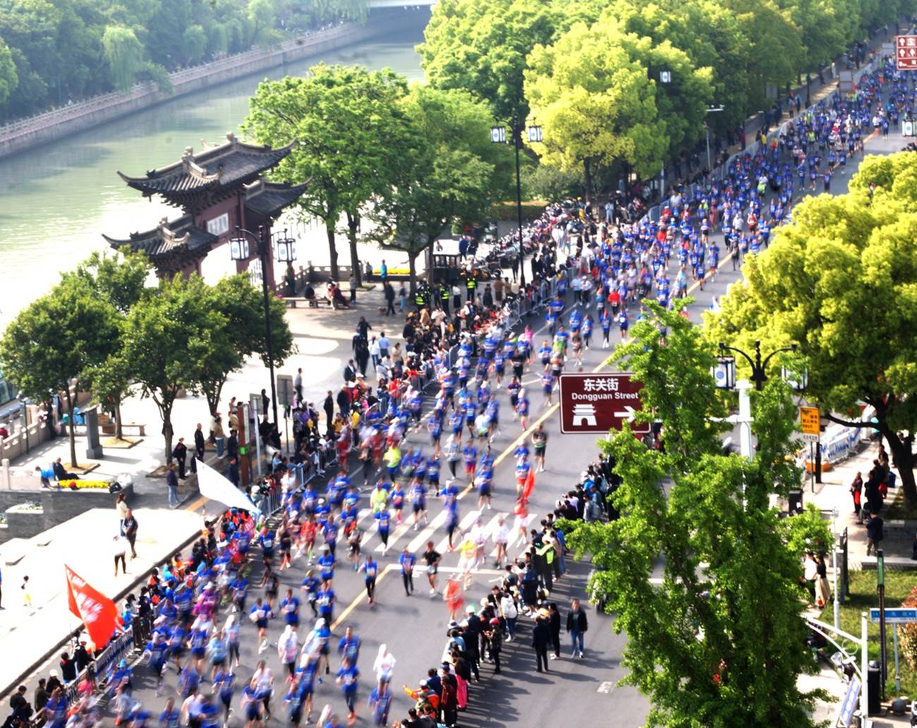 直面内卷,扬州半马连"永久性起点"都变了_赛事_马赛_规模