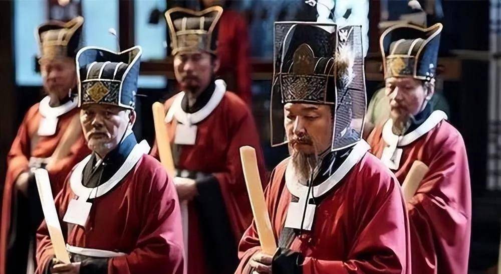 跟被杀的丞相比,徐达聪明在哪里_杨宪_刘伯温_把兄弟