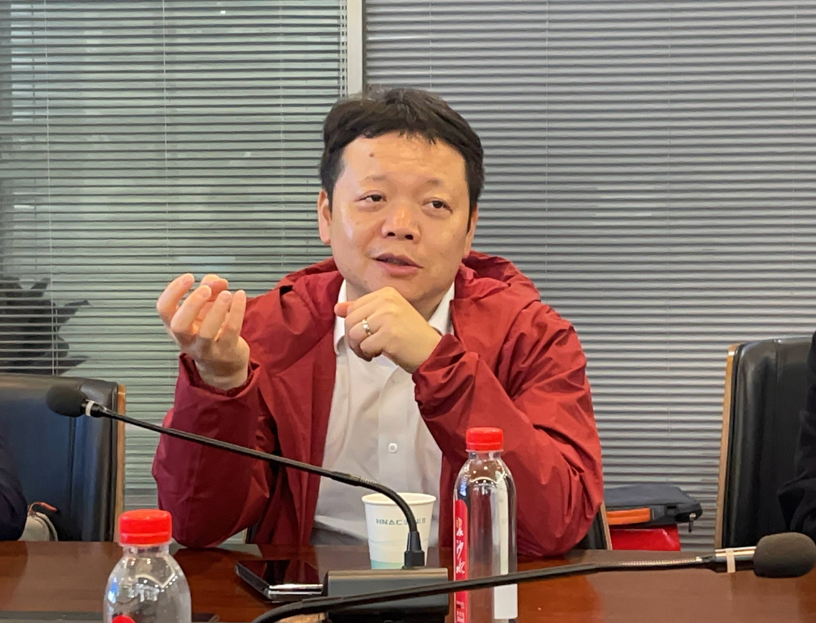 华自科技宋辉