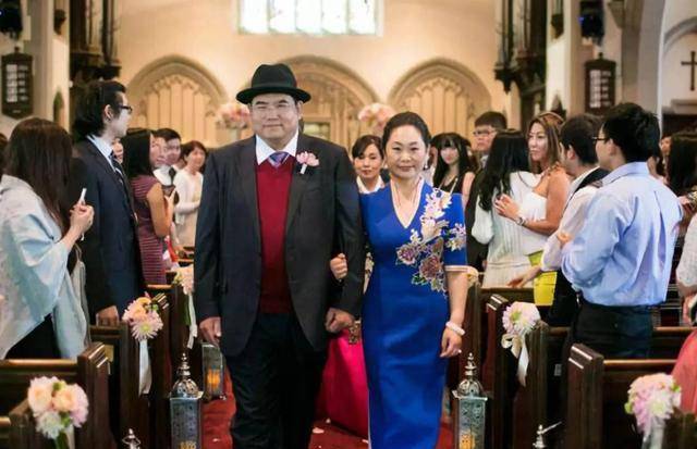 天津女富豪张荣华:卖豆腐起家,汶川和武汉各捐1亿,现身价百亿_张祥青