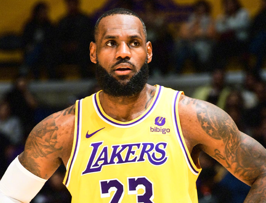 老詹31 9浓眉大发神威,普尔梦回巅峰,哈姆出罕见一