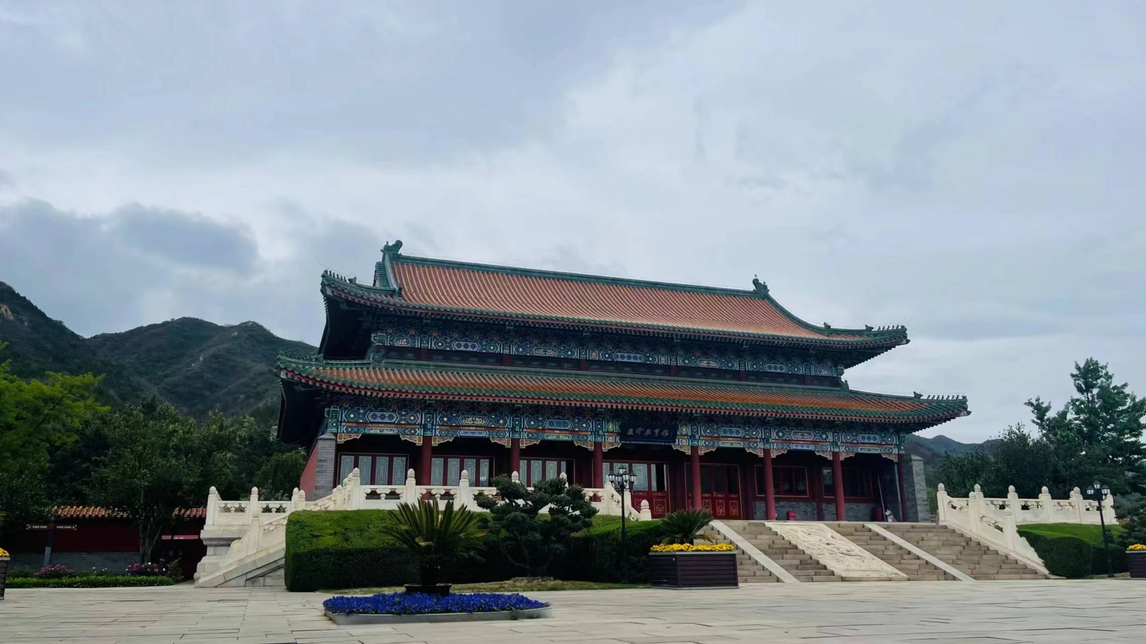 天寿陵园都有什么名人墓?介绍下?_历史_艺术_成就