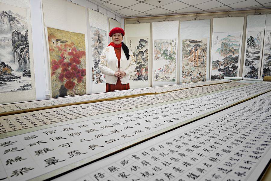 庆三八天津女书画家艺术研究院书画精品展在人民书画院展厅隆重开幕