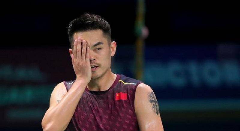 退役不是离开,林丹的事业从未止步虽然退役了,声望也不如曾经,但林丹