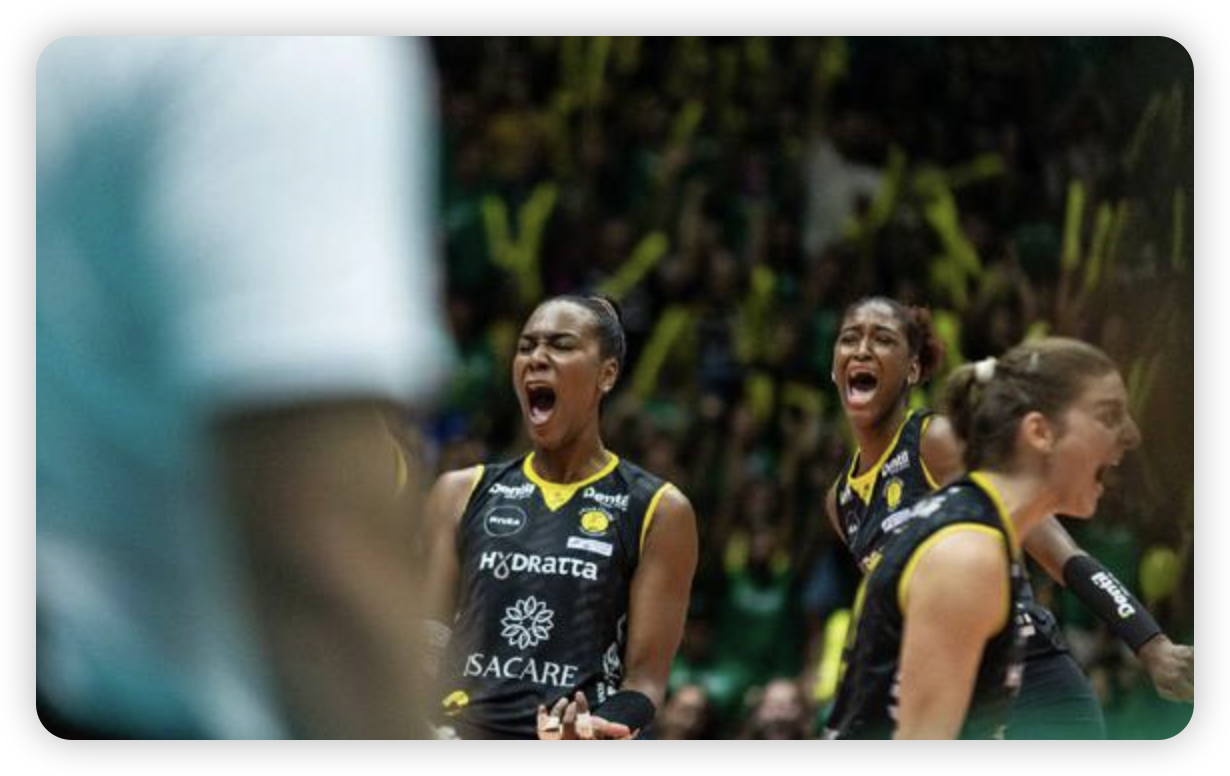 女排巴西杯海滩3-2力挫米纳斯,星空沙滩女神首次夺魁