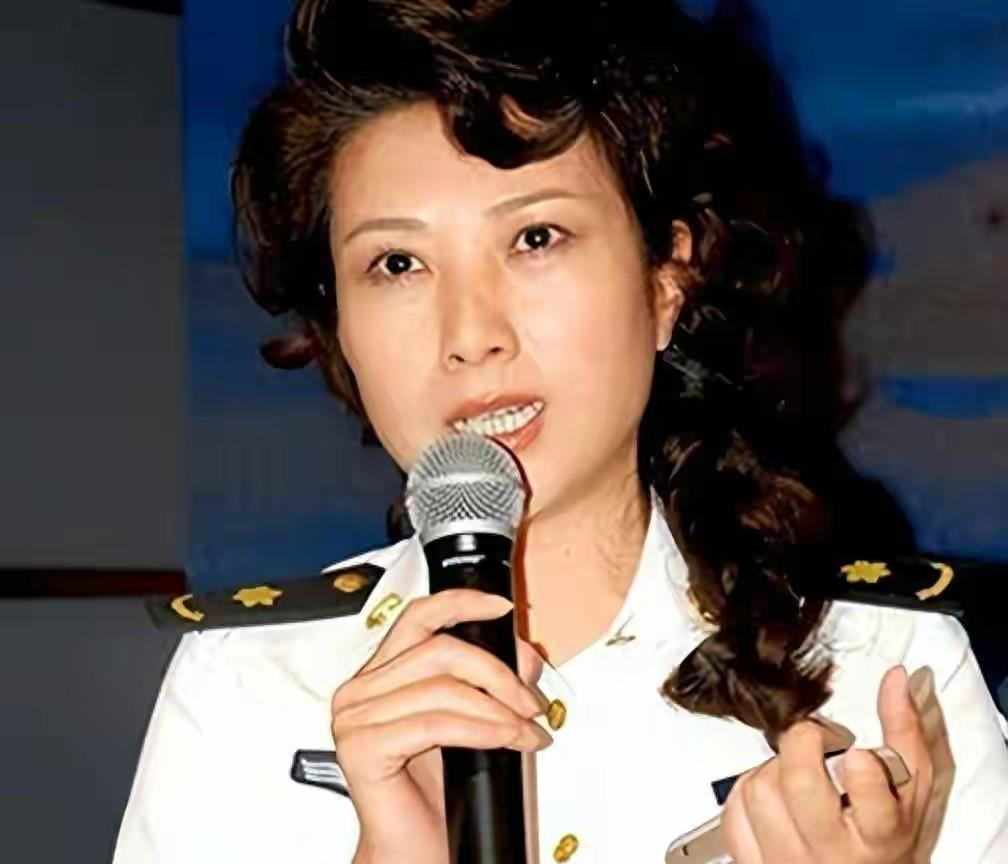 "国家一级演员"长得漂亮戏也好,为人低调不张扬,60岁婚姻成迷_王静