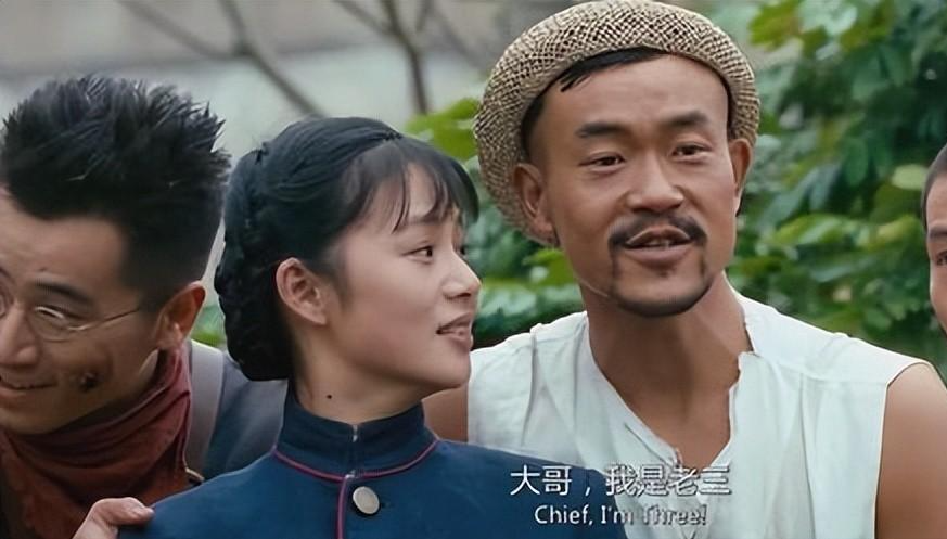 可直到2010年,廖凡才凭借着《让子弹飞》中的土匪"老三",才算是打响了