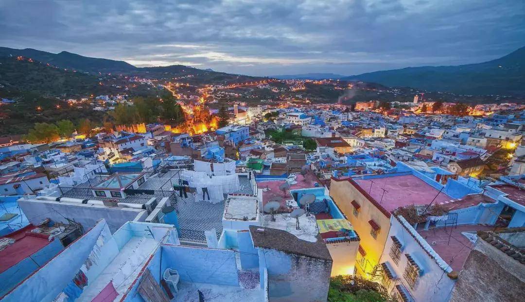 四无国家:无军队,无税收,无大学,无货币_安道尔_西班牙_法国