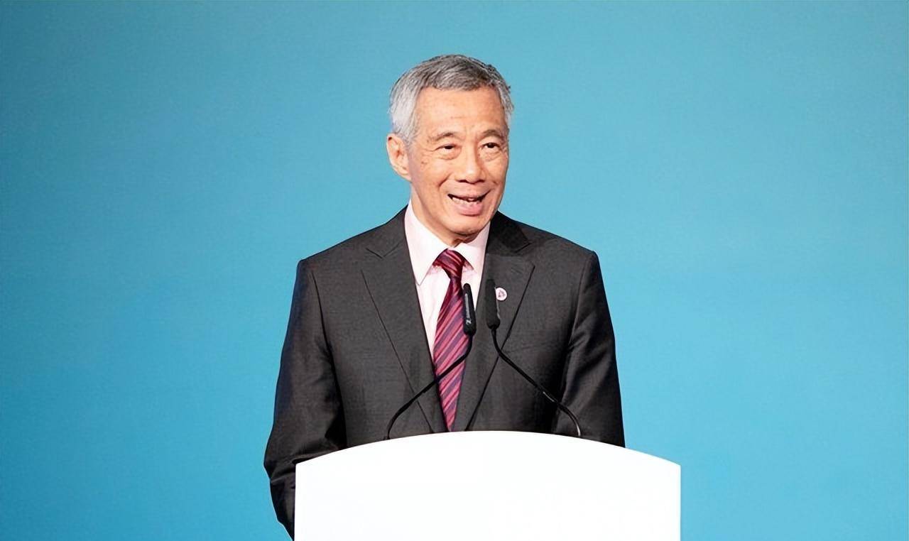 原创李显龙或在2年后退隐新加坡何去何从
