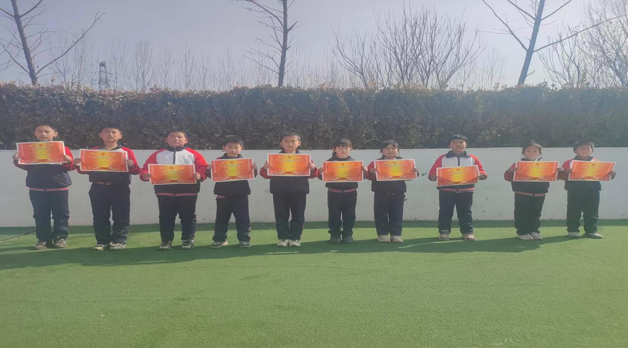 沂水县圈里乡高庄小学凝炼书香蓄力起航