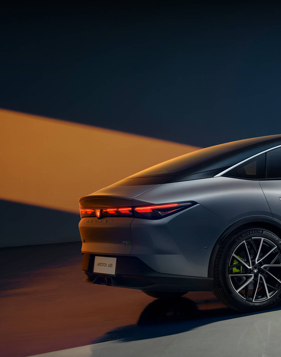 极狐发布纯电中大型车极狐阿尔法s5官图_搜狐汽车_搜狐网