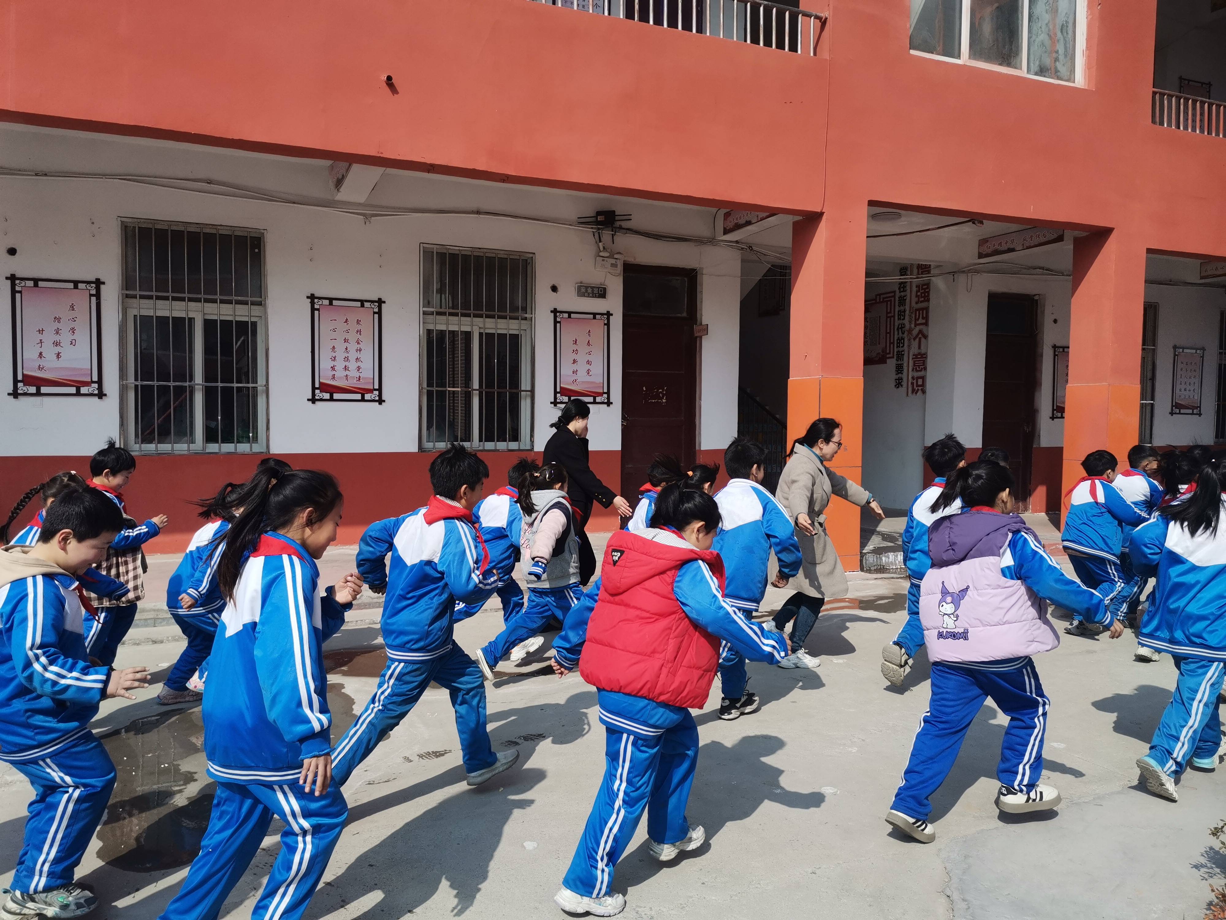 陈集镇陈集小学图片