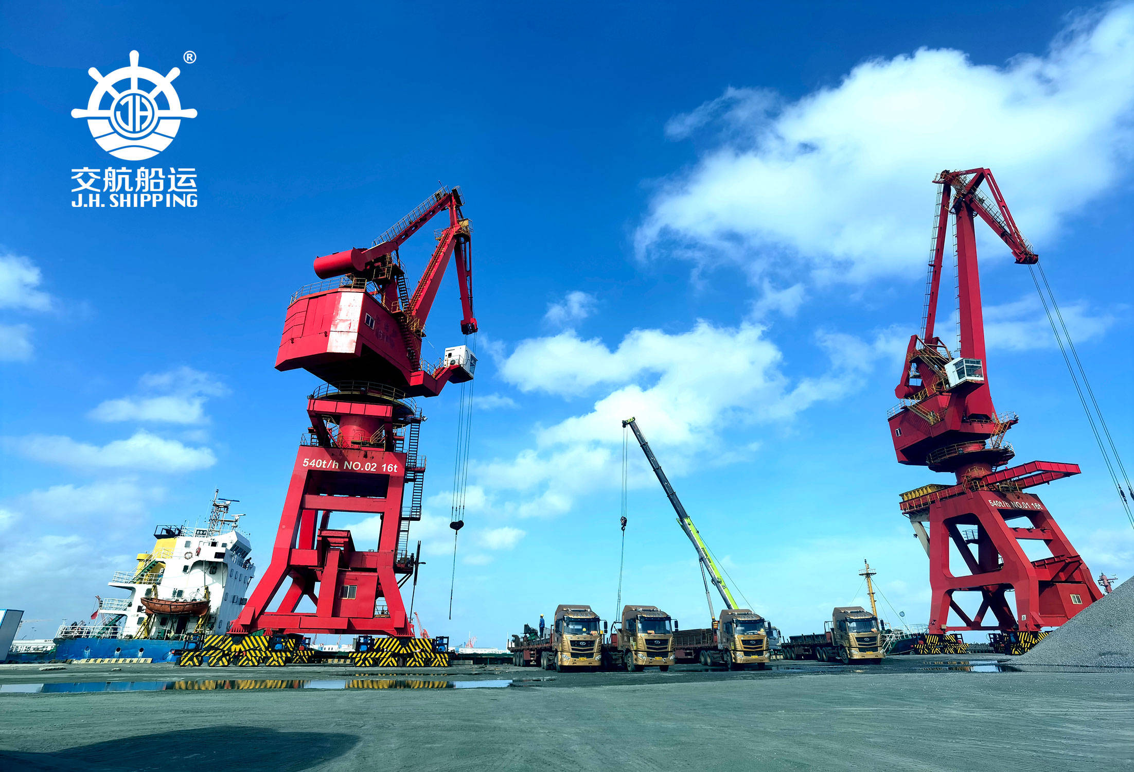 黄浦江租甲板船做广告租船做商务活动租船搭舞台