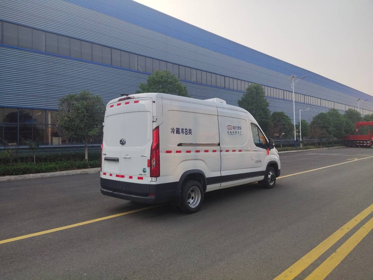 排量:1996ml轴距:3760,发动机:sc20m150q6b上柴发动机