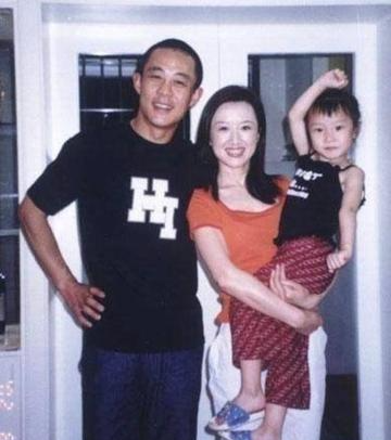 国家一级演员侯勇:我这辈子最正确的决定,就是娶了一个90后妻子_沈蓉
