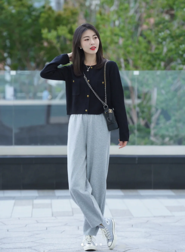 原创针织衫早春穿搭轻轻松松就能搭配出好看的风格