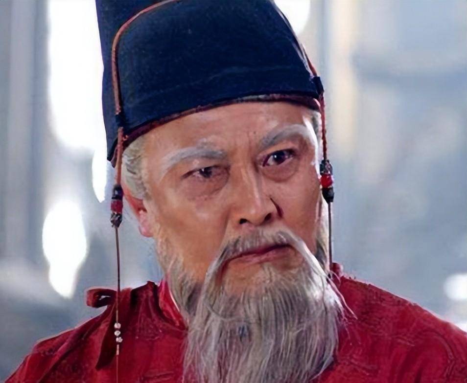 宰相:我死后把我的佩饰放在棺前,儿子照做,果然捡回一条命_姚崇