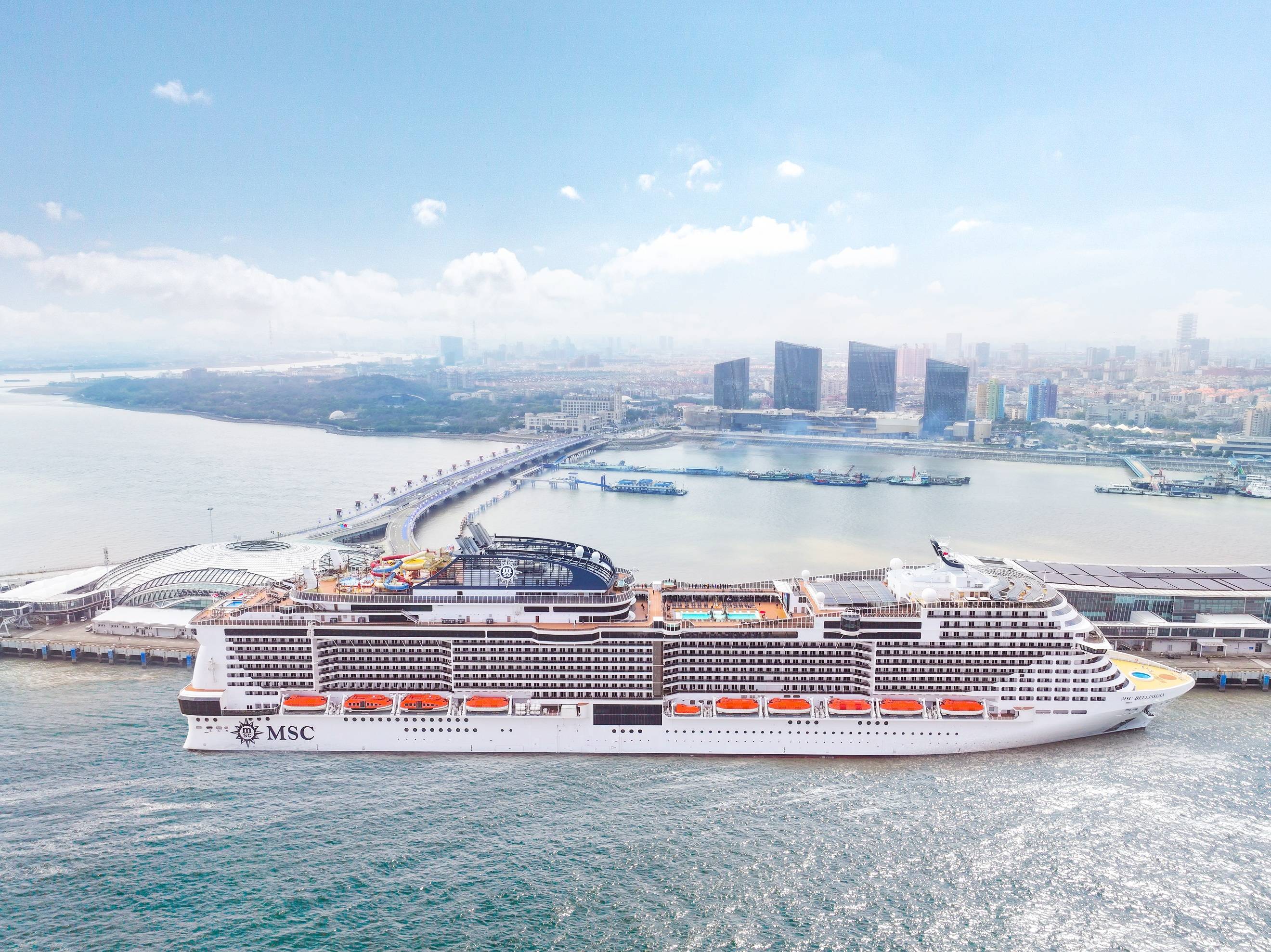MSC地中海邮轮宣布“双船四母港”升级部署计划 “亚洲旗舰”MSC荣耀号3月16日从上海邮轮港开启中国大陆地区首