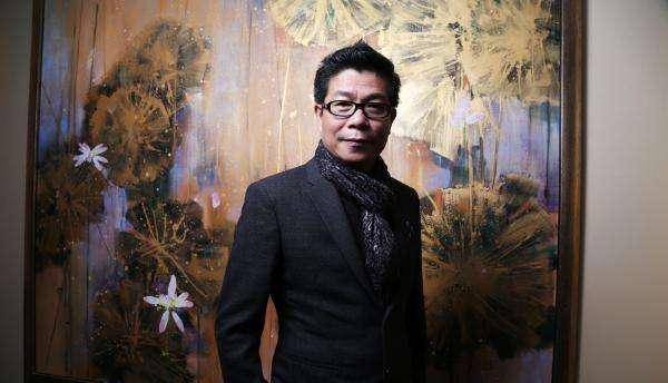 原创三年花8个亿买古董自谦是穷人的王中军为何开始卖画了