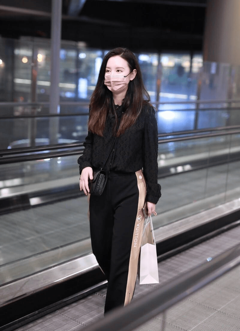 张萌的0绯闻似绯闻:身如巢燕年年客,心羡游僧处处家_生活_盛典_个人