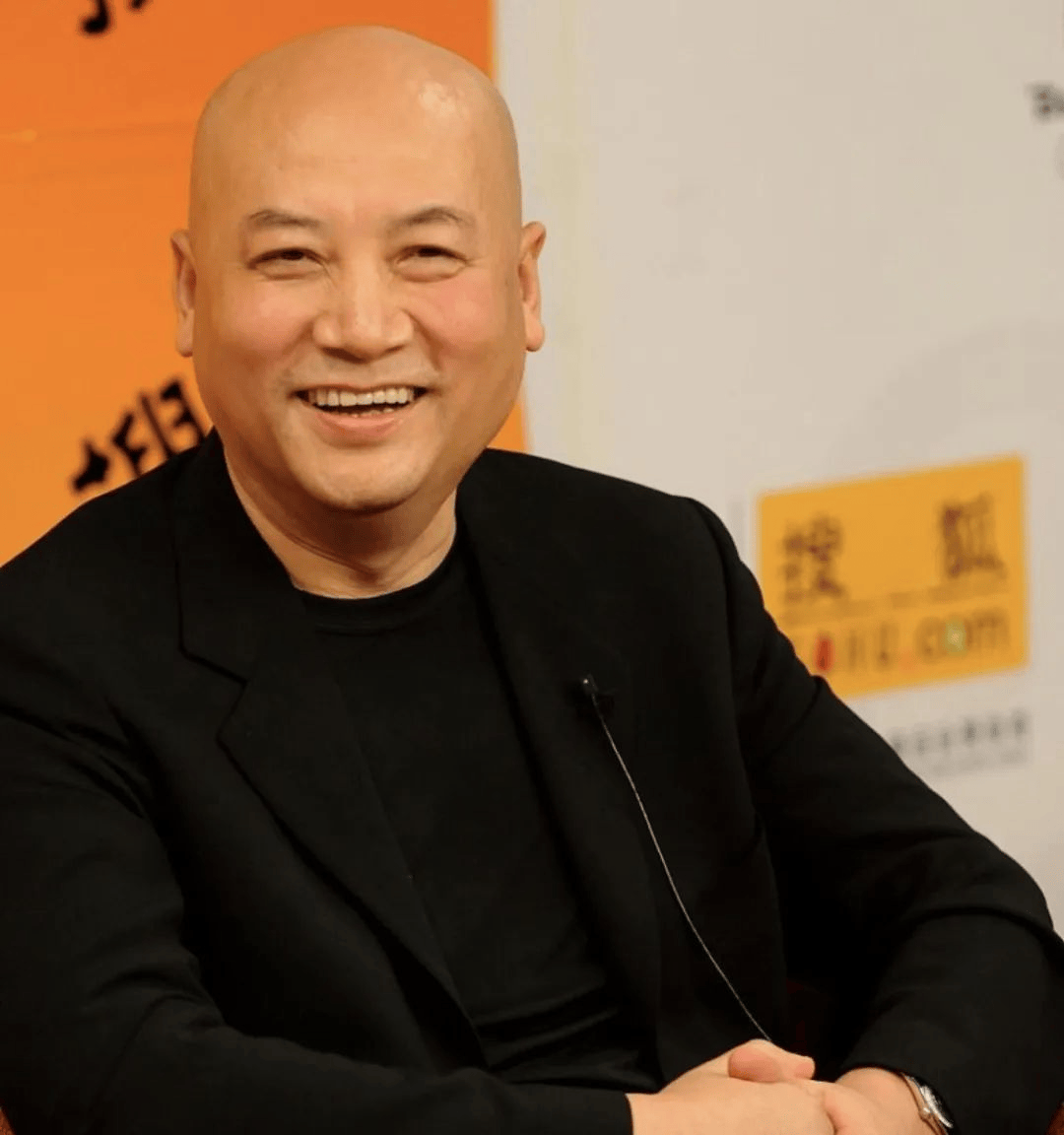 迟重瑞拒绝陈丽华500亿遗产,称:我只希望她身体健康,自己可以永远陪着