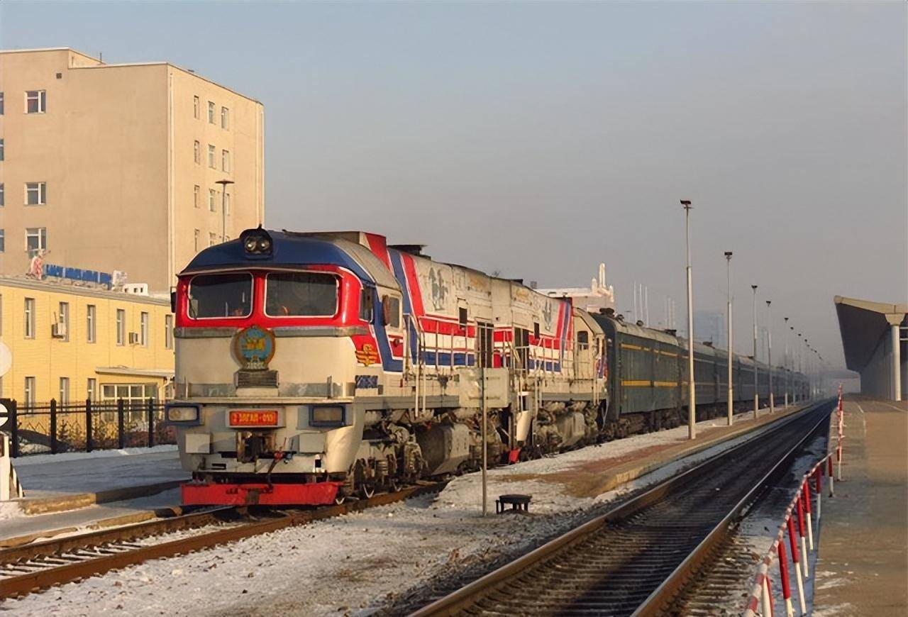 原创1993年中俄列车遭匪徒洗劫奸辱6天5夜中央果断下令跨国追捕