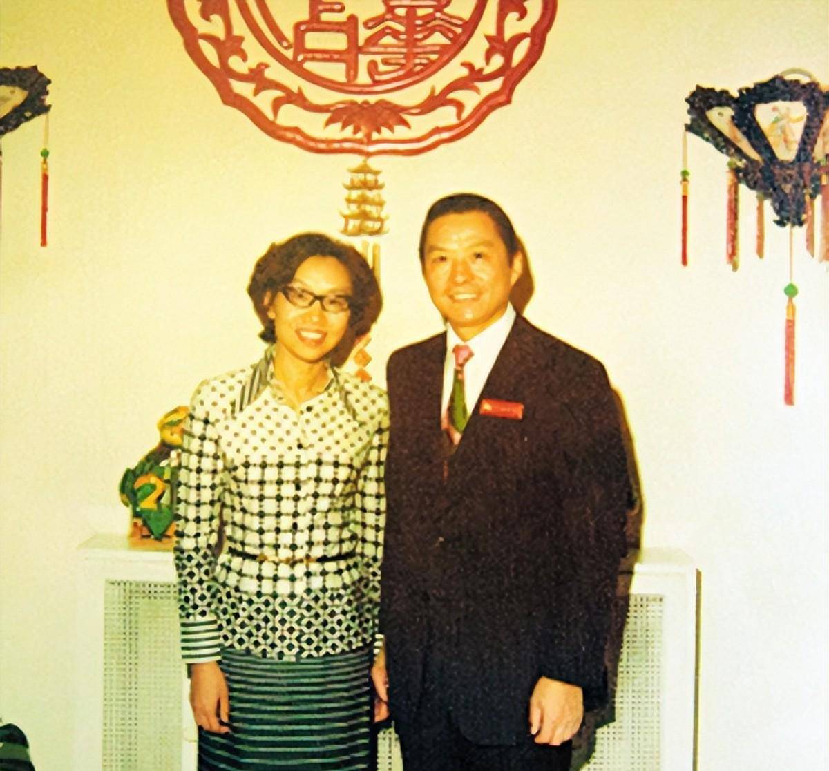 2017年杜月笙女儿再游上海九旬老人提起陈年旧事掩面而泣