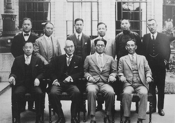 宋家三姐妹无一出席葬礼,留下超百万美元遗产_蒋介石_广东政府_美国