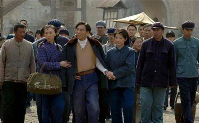 原创焦裕禄灵柩运回兰考后母亲李星英娘老了以后不能来看你了